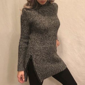 Banana Republic Gray Sweater Tunic w/ Side Zipper
